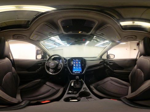 Used 2024 Subaru Crosstrek 2.5i Limited w/ Crosstrek Mirror Package AWD/4WD image 41