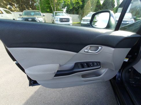 Used 2013 Honda Civic LX image 8