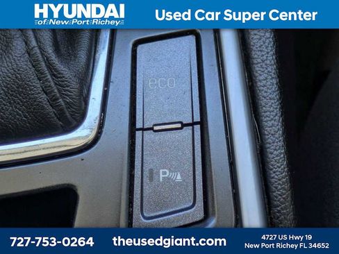 Used 2014 Cadillac SRX Luxury FWD image 29