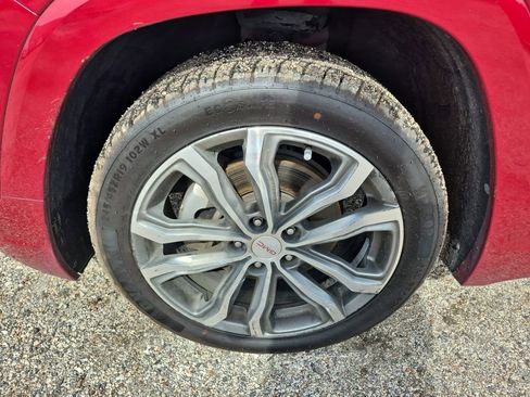 Used 2018 GMC Terrain Denali w/ Advanced Safety Package image 25