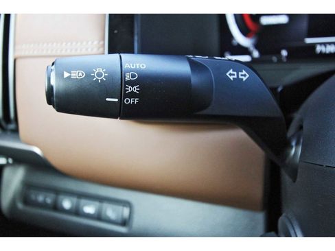 Used 2024 Nissan Pathfinder Platinum w/ Cargo Package image 14