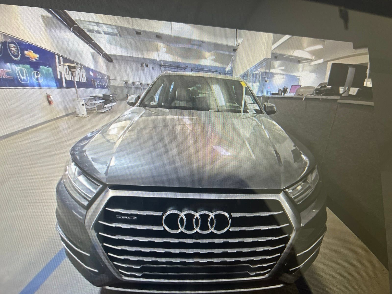 Used 2018 Audi Q7 3.0T Prestige w/ Prestige Package AWD/4WD image 13