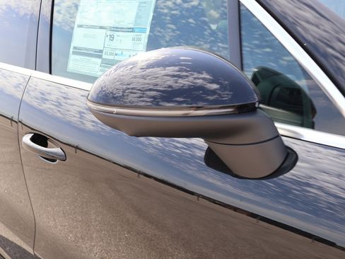 New 2026 Porsche Cayenne AWD/4WD image 15