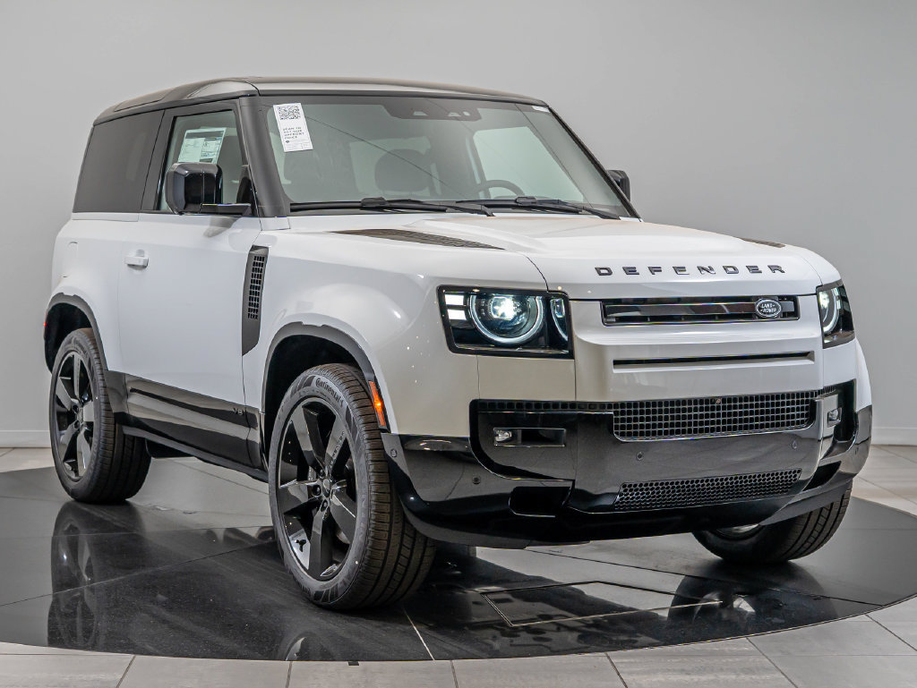 New 2026 Land Rover Defender 90 V8 AWD/4WD image 12