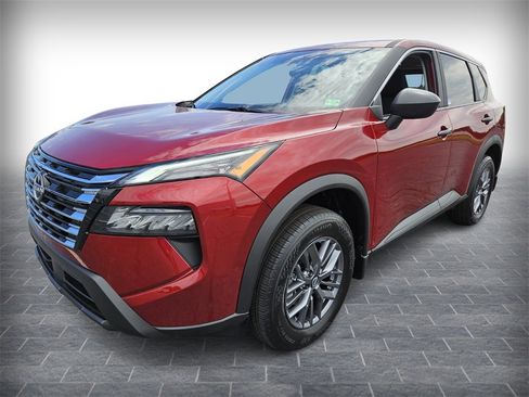 New 2026 Nissan Rogue S image 2