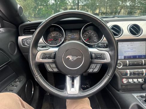 Used 2020 Ford Mustang Premium image 15