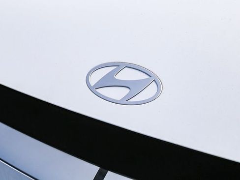 New 2025 Hyundai Ioniq 5 SEL image 6