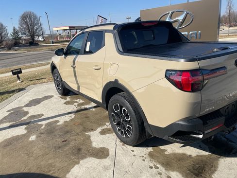 Certified 2023 Hyundai Santa Cruz SEL Premium image 3