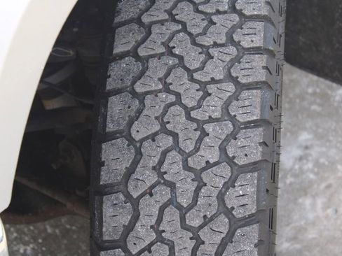 Used 2012 GMC Canyon SLE image 13