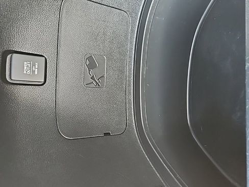 Used 2021 Honda Pilot EX-L image 44