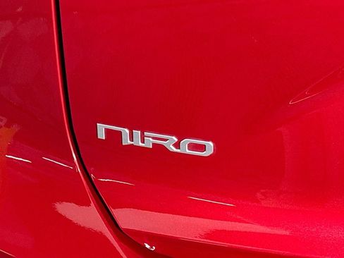 Certified 2024 Kia Niro EX w/ EX Cold Weather Package FWD image 25