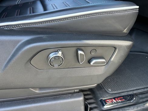 Used 2022 GMC Sierra 1500 AT4X image 55