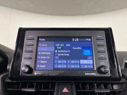Used 2022 Toyota RAV4 XLE w/ Convenience Package AWD/4WD image 29