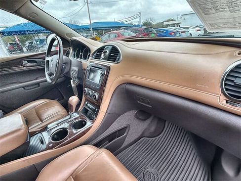 Used 2017 Buick Enclave Premium w/ Enclave Tuscan Edition image 28