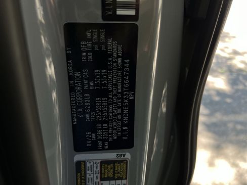 New 2026 Kia Carnival SX Prestige FWD image 38