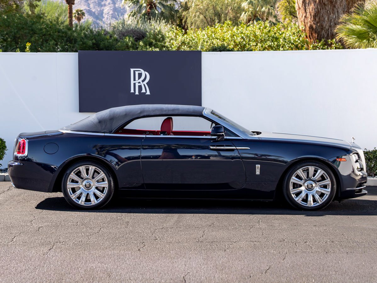 Certified 2016 Rolls-Royce Dawn RWD image 4