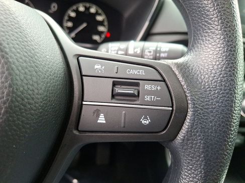 Used 2023 Honda CR-V EX image 23