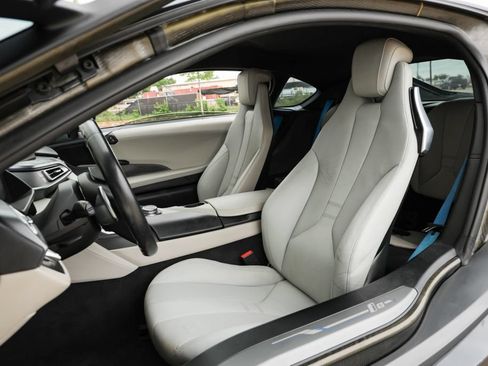 Used 2015 BMW i8 AWD/4WD image 16