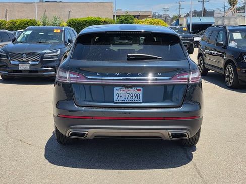 Used 2022 Lincoln Nautilus FWD w/ Premium Package image 5