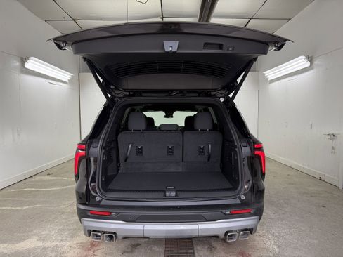 New 2026 Chevrolet Traverse LT image 42