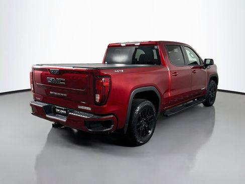 Used 2022 GMC Sierra 1500 Elevation w/ LPO, Elevation Black Package AWD/4WD image 7