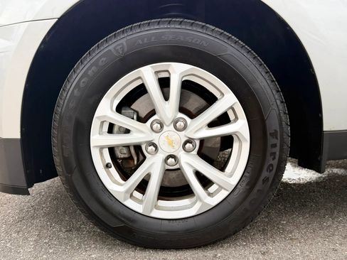 Used 2017 Chevrolet Equinox LT w/ Convenience Package FWD image 42