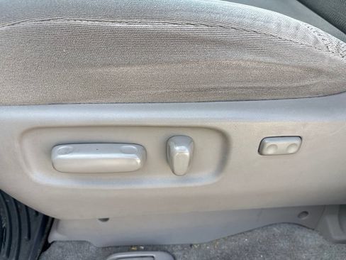 Used 2007 Toyota Sienna XLE FWD image 13