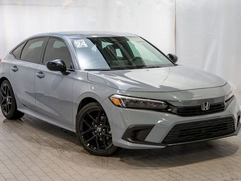 Used 2024 Honda Civic Sport image 1
