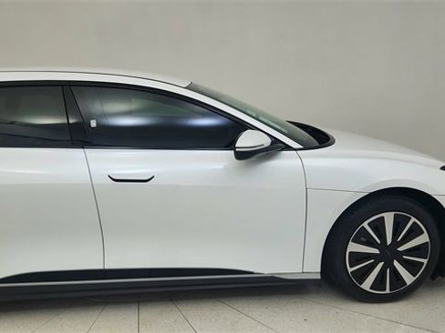 Used 2024 Lucid Air Touring image 8