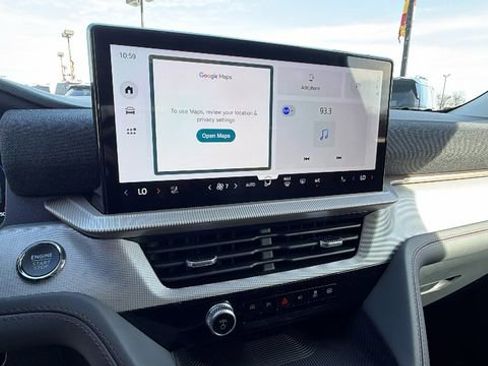 New 2026 Ford Explorer Active w/ Active Comfort Package image 25