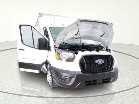 Used 2023 Ford Transit 350 DRW RWD image 11