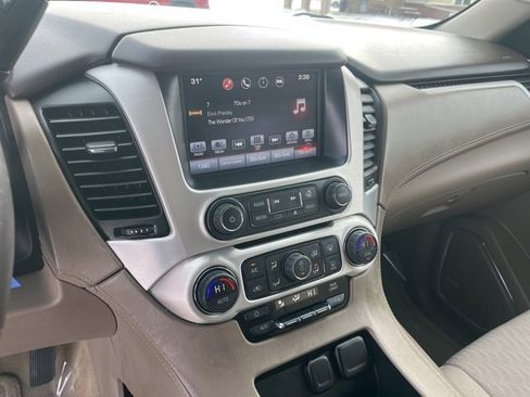 Used 2016 GMC Yukon SLE w/ HD Trailering Package image 26