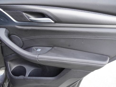 Used 2023 BMW X3 xDrive30i w/ M Sport Package image 33