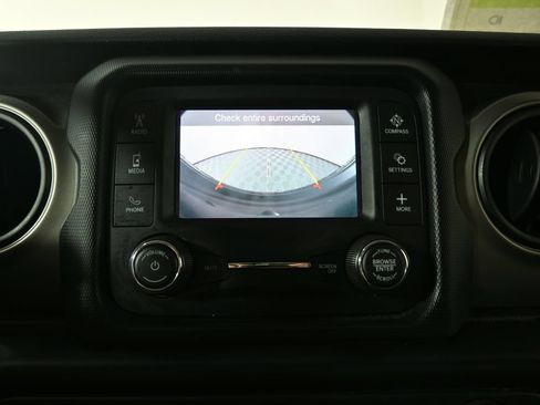 Used 2020 Jeep Wrangler Sport AWD/4WD image 26