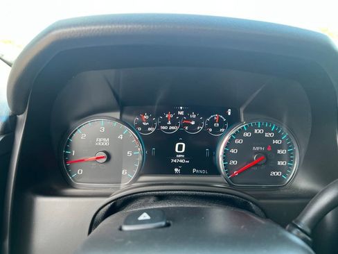 Used 2019 GMC Yukon Denali w/ Denali Ultimate Black Edition AWD/4WD image 15