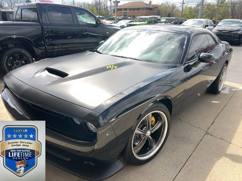 Used 2021 Dodge Challenger R/T w/ Blacktop Package image 1