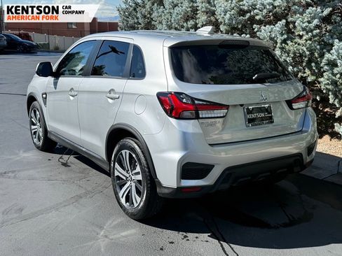 Used 2025 Mitsubishi Outlander Sport ES image 5