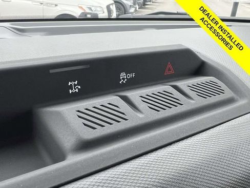 New 2025 Ford Bronco 4-Door image 17