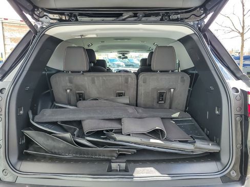 Used 2020 Chevrolet Traverse LT w/ LPO, Floor Liner Package AWD/4WD image 17