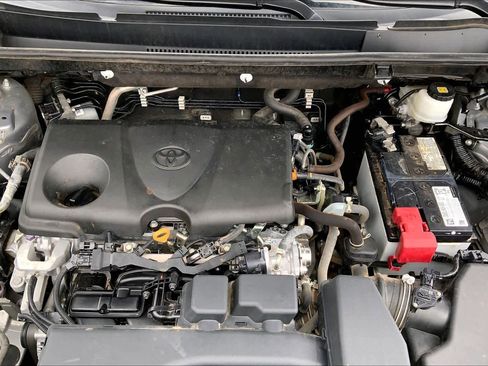 Used 2023 Toyota RAV4 XLE Premium image 32