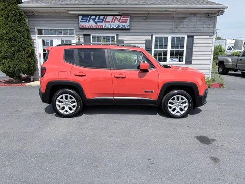 Used 2016 Jeep Renegade Latitude AWD/4WD image 1
