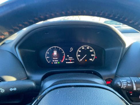 Used 2023 Honda HR-V Sport image 3