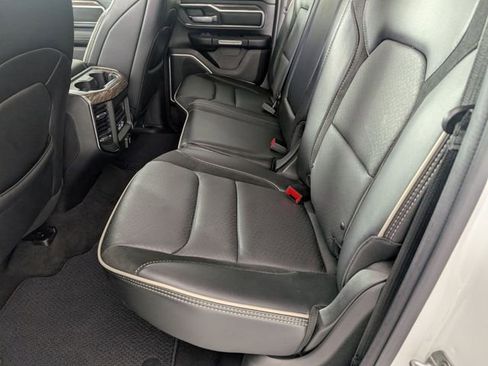 Used 2020 RAM 1500 Laramie AWD/4WD image 29