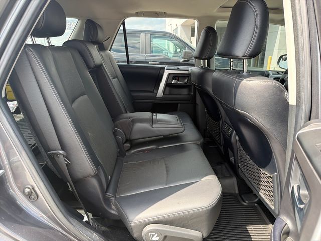 Used 2023 Toyota 4Runner Limited AWD/4WD image 31