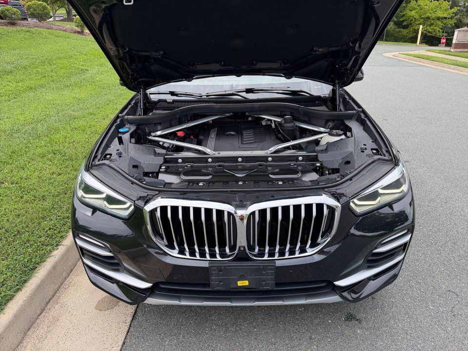 Used 2019 BMW X5 xDrive40i w/ Premium Package 2 AWD/4WD image 16