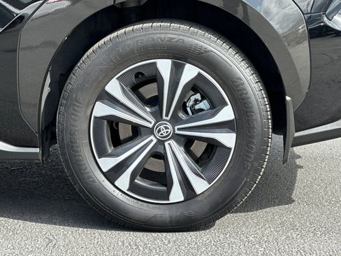 Used 2024 Toyota bZ4X AWD w/ Weather Package image 27
