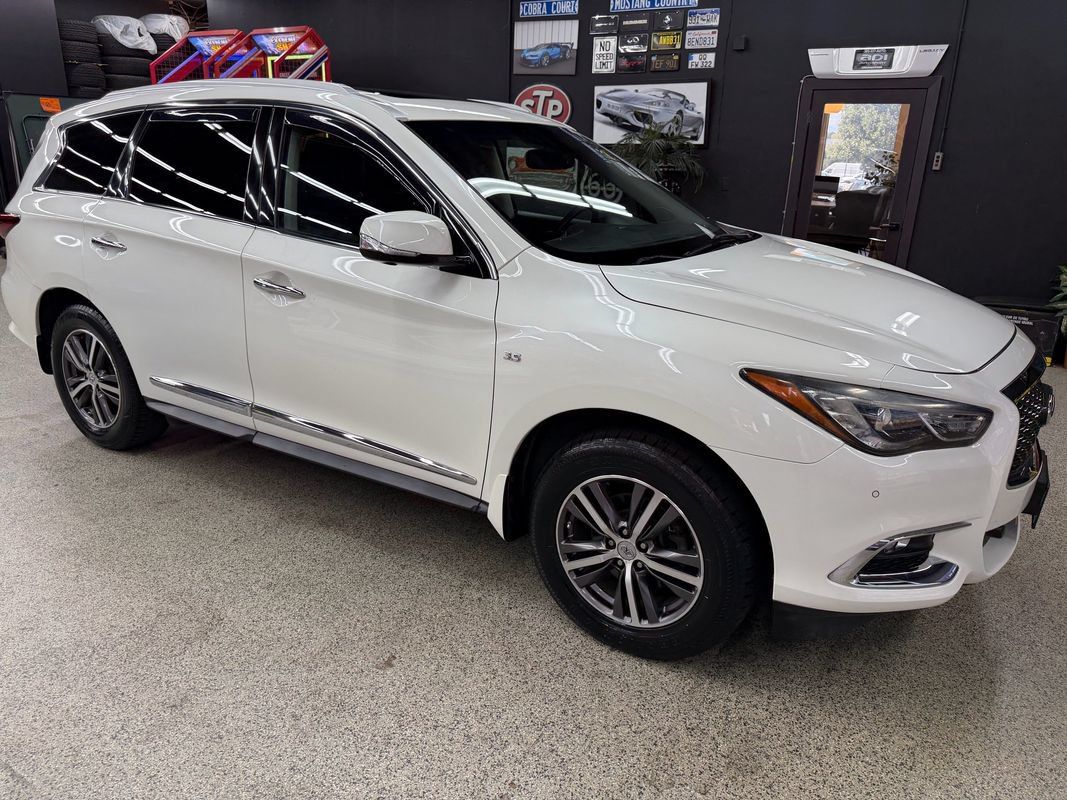Used 2018 INFINITI QX60 Luxe w/ Premium Plus Package AWD/4WD image 7