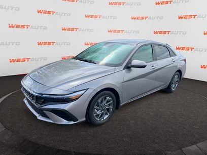 Used 2024 Hyundai Elantra Blue