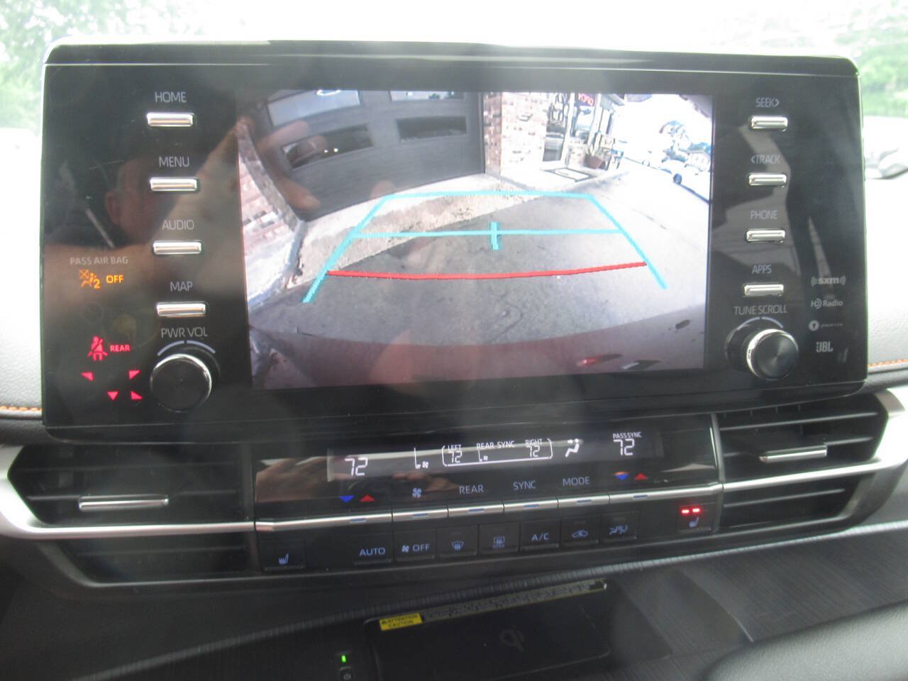 Used 2021 Toyota Sienna XSE w/ XSE Plus Package FWD image 34