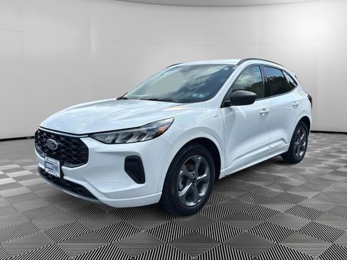 Used 2023 Ford Escape ST-Line w/ Tech Pack #1 FWD image 1